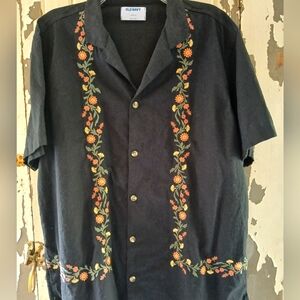 BUTTON UP SHORT SLEEVED EMBROIDERED SHIRT LARGE BY OLD NAVY